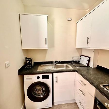 2 Bedroom Apartment In Se13 Londyn Zewnętrze zdjęcie