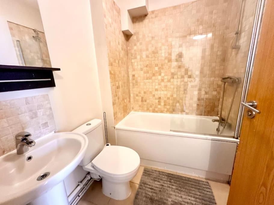 2 Bedroom Apartment In Se13 Londyn Zewnętrze zdjęcie