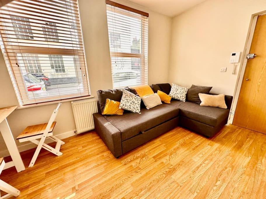 2 Bedroom Apartment In Se13 Londyn Zewnętrze zdjęcie